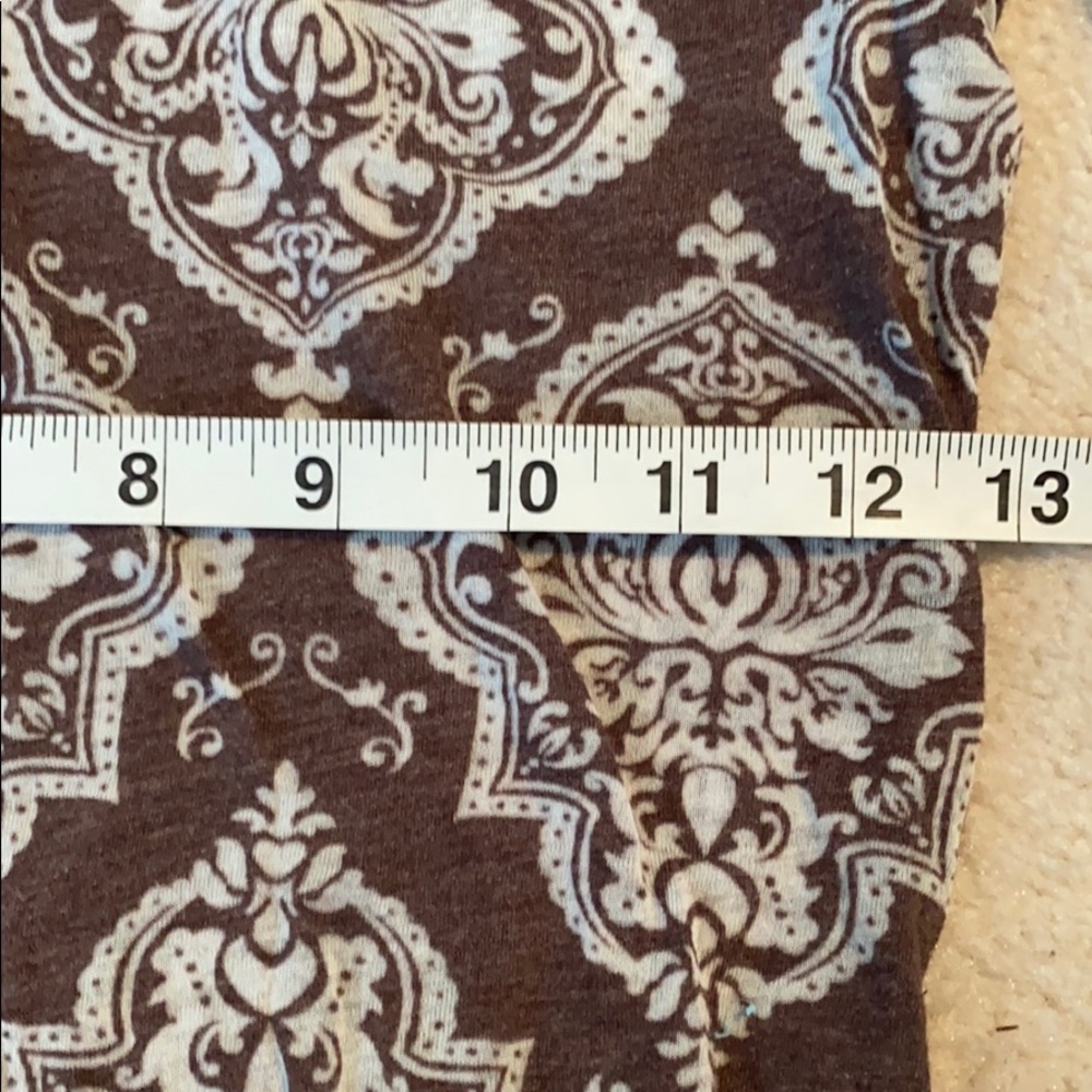 🥭(4 for $15) Brown and White Simple T Shirt - Picture 3 of 5